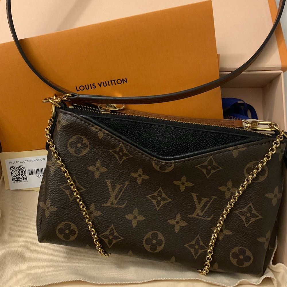 Authentic Louis Vuitton Monogram Pallas Clutch